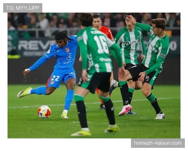 卢克曼鱼跃冲顶破门 马竞边锋效率受认可